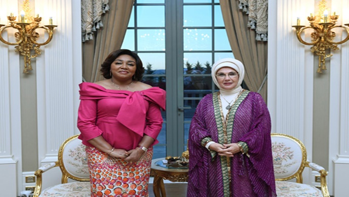 Emine Erdoğan, Kongo Cumhurbaşkanı Tshilombo’nun eşi Denise Nyakeru Tshisekedi Tshilombo ile görüşt